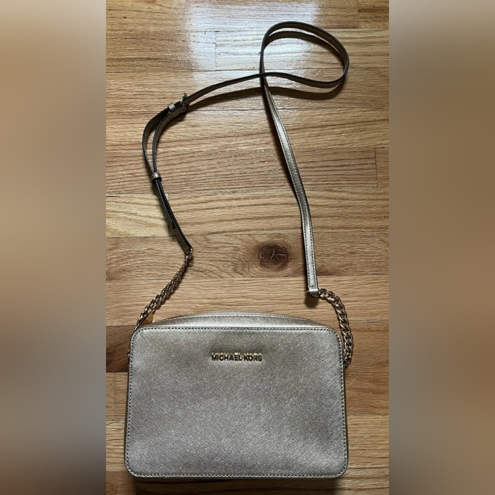 Michael Kors Jet Set Cindy Crossbody
